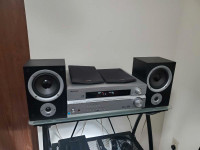 Pioneer vsx515 and polk audio r150 speakers.