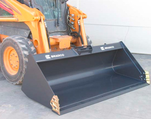 Heavy Duty 84” Skid Steer Snow Bucket in Other in Thunder Bay - Image 4