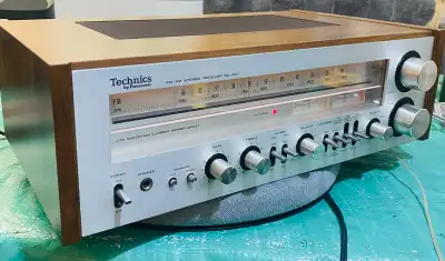 TECHNICS VINTAGE RECEIVER (Like New), View more
