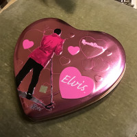 Vintage ELVIS PRESLEY  Russell Stover Valentine Heart Tin