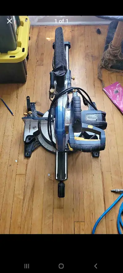 Needs a new blade, otherwise in good condition. Downsizing and no longer need it.