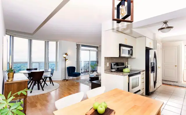 2+1 bed room apartment for rent in heart of north york in Long Term Rentals in City of Toronto - Image 6