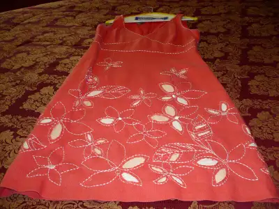 Robe en lin, View more