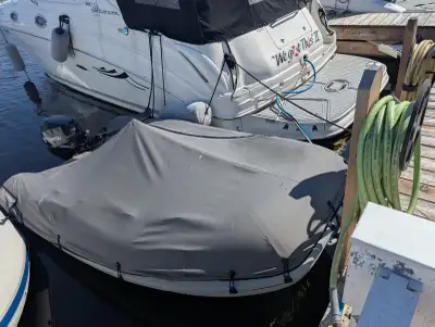2025 Highfield Classic Bowlocker series with Tohatsu Fuel Injected 20 HP. Complete with Sunbrella cu...