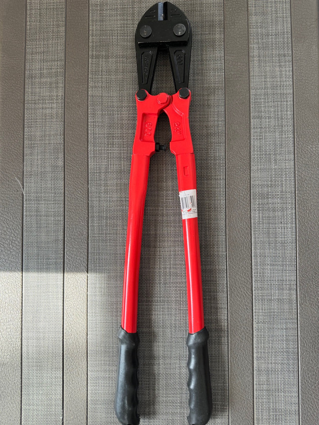 Bolt cutter 24 inches in Hand Tools in Winnipeg