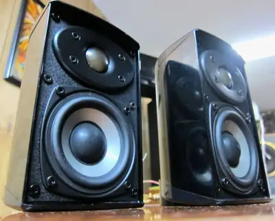 ATHENA WS-15B SATELLITE MINI BOOKSHELF SPEAKERS AV OR STEREO USE, View more