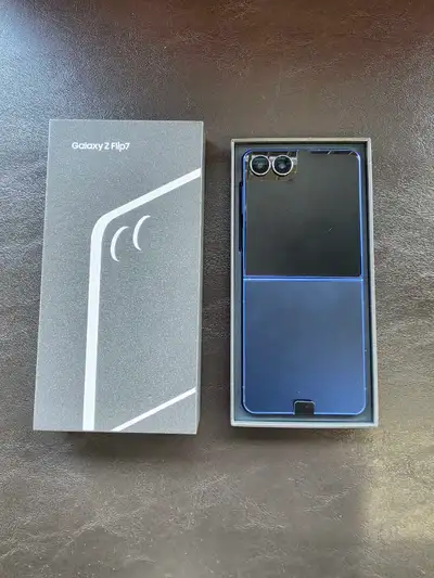 Samsung Galaxy Flip 7 256GB Blue Shadow , View more