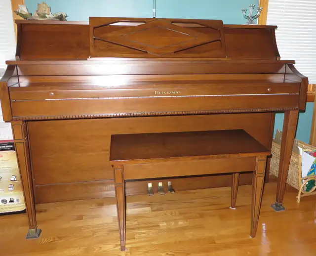 Piano to give away in Free Stuff in Bathurst - Image 2