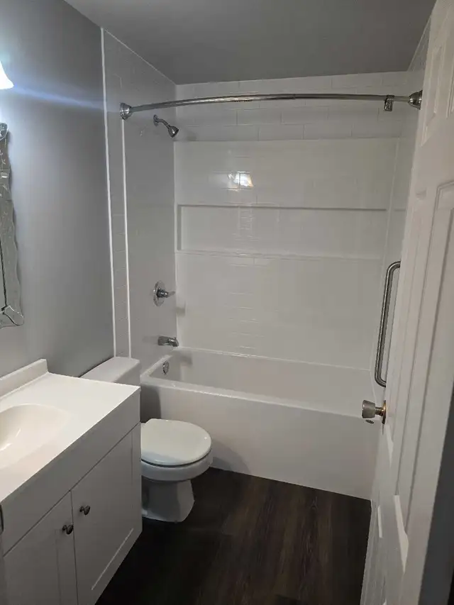 Bathroom Renovations64855361530370120