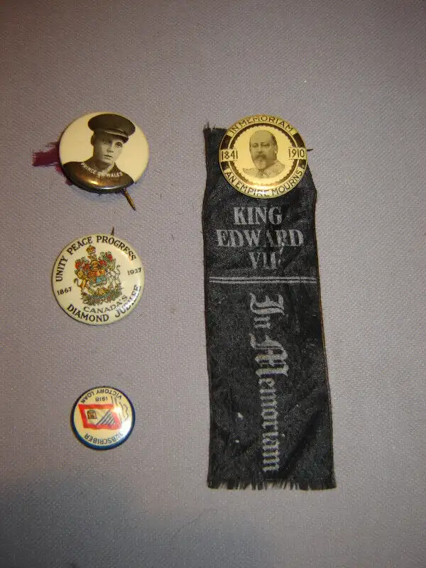 Vintage Pin Back Buttons - Scarce in Arts & Collectibles in St. Catharines - Image 2