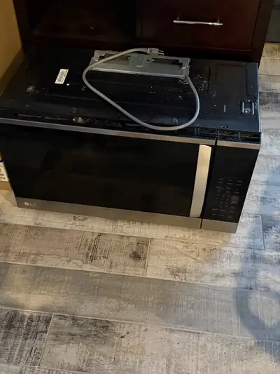 Excellent condition and works perfect. Renovating kitchen and no longer needed. Stainless steel. $35...