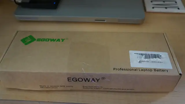 EGOWAY MACBOOK LAPTOP BATTERY in Laptop Accessories in Norfolk County - Image 2
