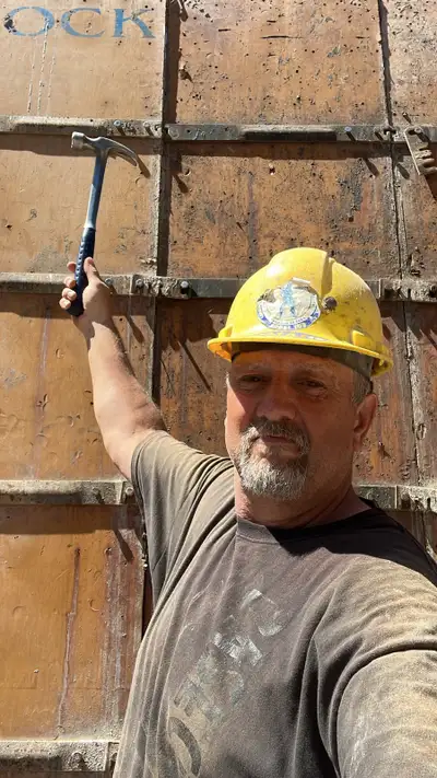 concrete former looking for work , View more