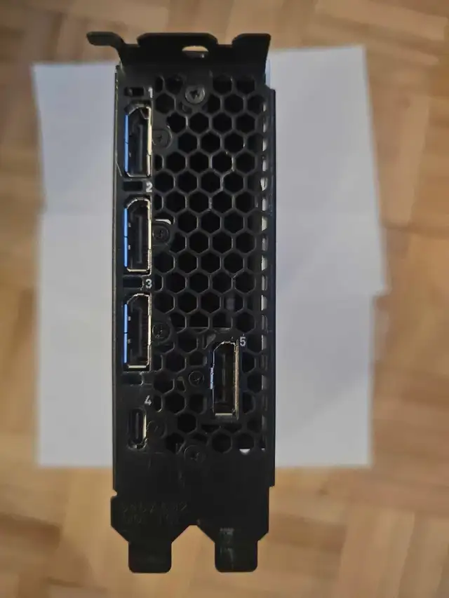 Nvidia Quadro RTX 5000 in System Components in Ottawa - Image 4