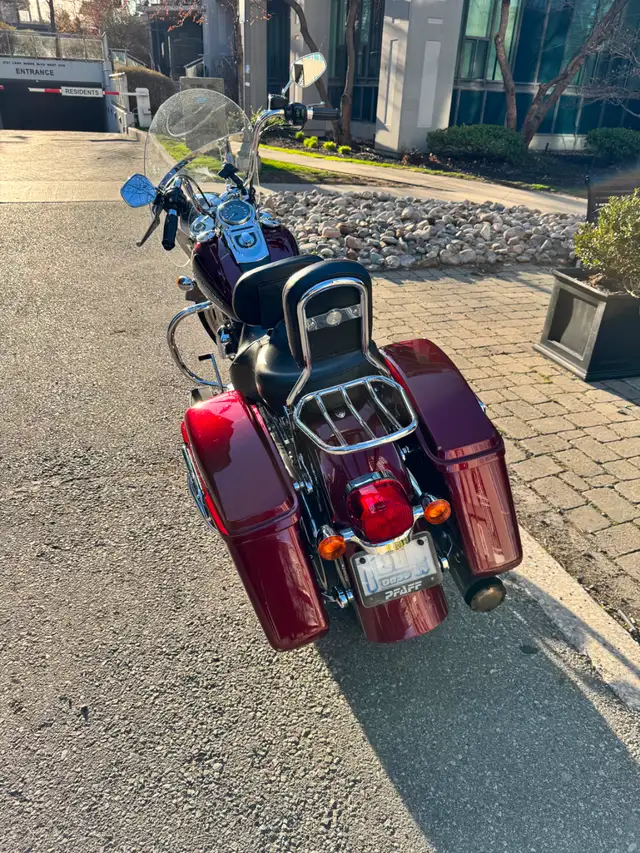 2014 Harley Davidson Switchback in Street, Cruisers & Choppers in City of Toronto - Image 11