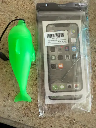2 waterproof cell phone pouches (brand new) , View more