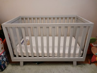 Crib and mattress from toys r us