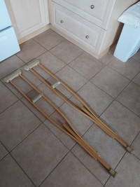 adjustable height: 49 to 55 inch crutch for sale ($20 for two)