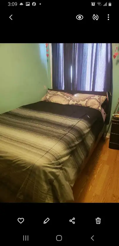 2 rooms for boys students available 0n September 1st , 2026.