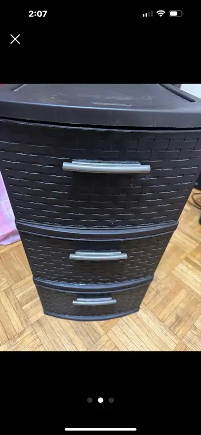 Organize with ease using this brown Sterilite 3-drawer unit, ideal for bedrooms, closets, or home of...