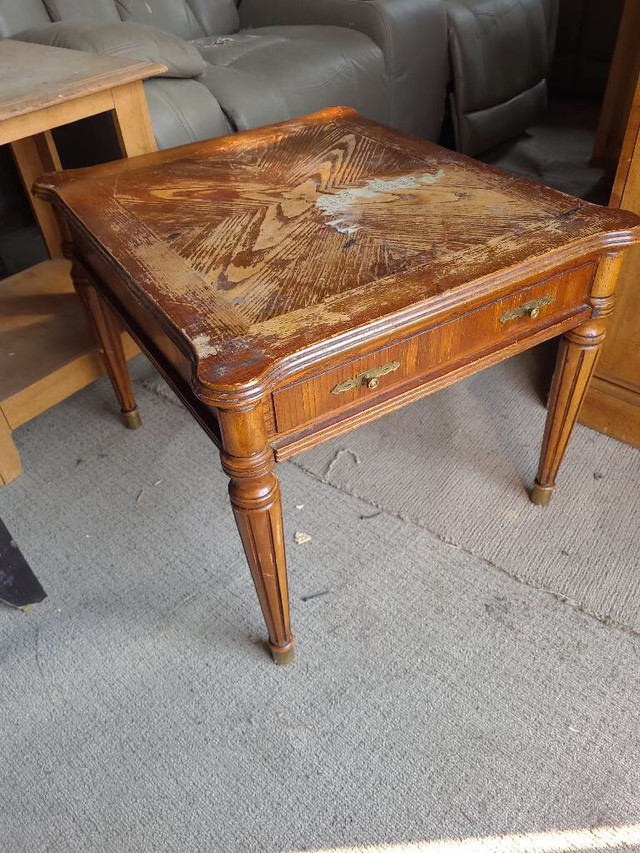 solid wood end table in Arts & Collectibles in St. Albert