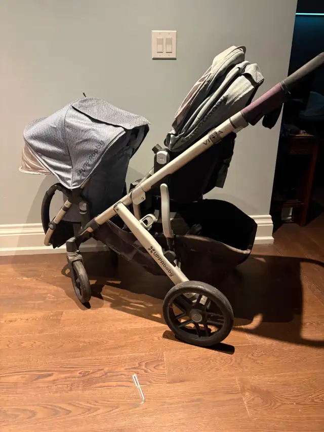 Bundle - Uppababy Vista V2, two seats, board, 2 cozyganoosh in Strollers, Carriers & Car Seats in City of Toronto - Image 4