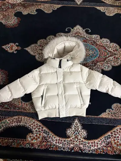 Aritzia Super Chalet Puff , View more