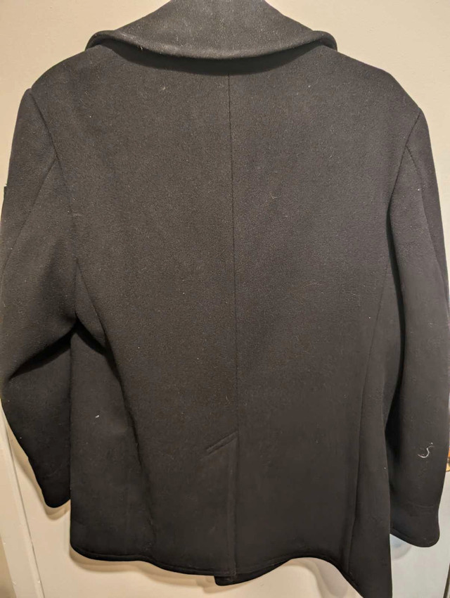 Genuine US Army peacoat (size 36) in Men's in Gatineau - Image 4