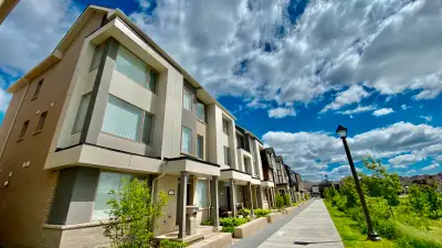 Pond-Facing Luxury Townhome – 4 Bed, 4 Bath – $3,499/month