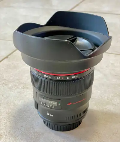 CANON EF 24mm f/1.4 L Mark II lens for EOS 5D 6 D 7D 1D 1Ds 1Dx, View more