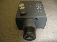 used CTX Easy Pro 600 Projector