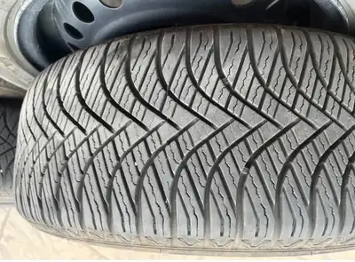 205/55R/16 All Season Elite tires on steel rims. Only driven on for 3 months before car died and scr...
