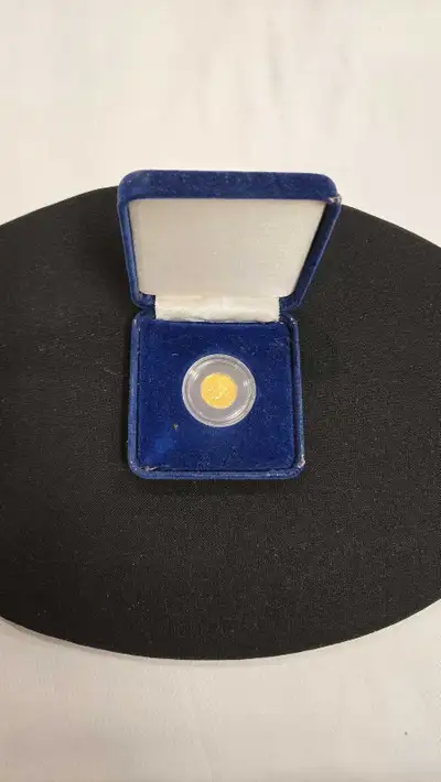 I have for sale a gold 1/20 Oz .9999 gold $1 maple leaf coin for sale. The case is broken that it ca...