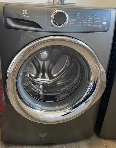 Excellent front load Electrolux PerfectSteam Washing Machine, View more