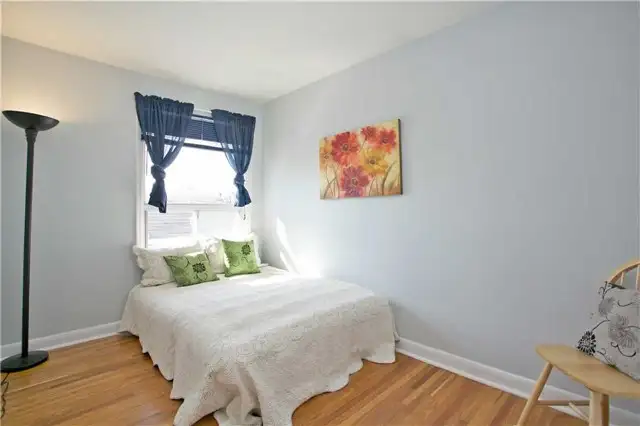 3-Bedroom Main-Floor Bungalow – Oshawa in Long Term Rentals in Oshawa / Durham Region - Image 6