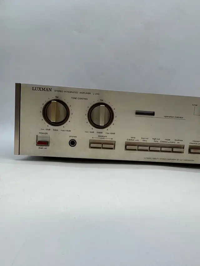 Luxman L-210 Vintage Stereo Integrated Amplifier Tested Working  in Stereo Systems & Home Theatre in City of Toronto - Image 3