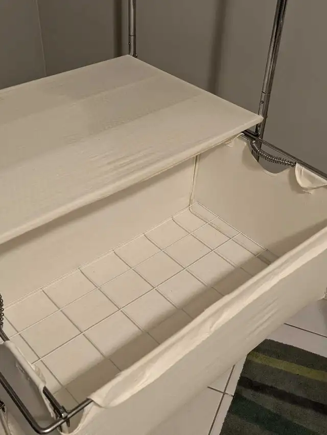 Laundry station in Storage & Organization in Mississauga / Peel Region - Image 4