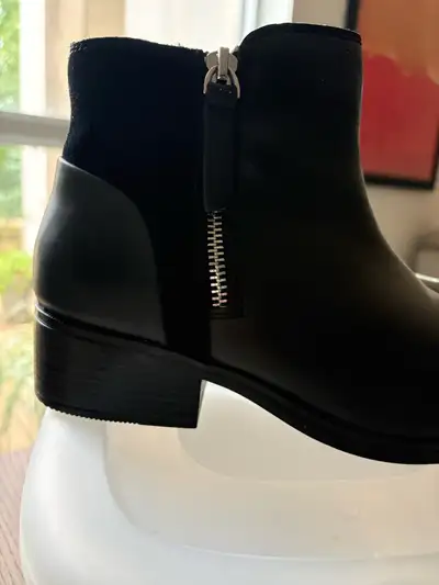 London Fog Black Leather and Suede Ankle Boots Size 7, View more