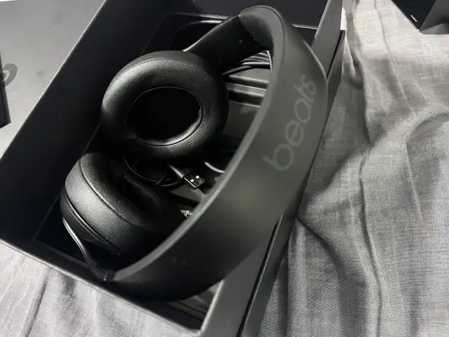 Apple Beats Studio3 Like New Noise Cancellation 538441860745144321