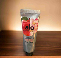 NEW alo Fruits & Passion Pink Apple Hand Cream 50 mL