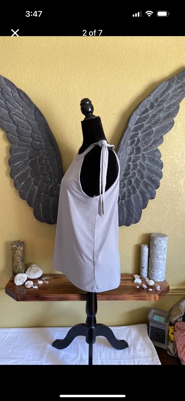 Banana Republic Silver Shirt Top Blouse in Women's - Tops & Outerwear in Edmonton - Image 3