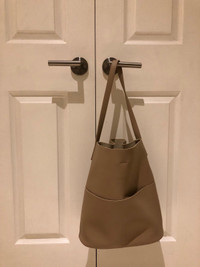 Fashionable Japanese Shoulder Bag