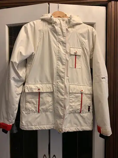 Ski or snowboard jacket in good condition size small but like medium there’s little stain on one sle...