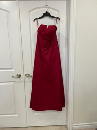 PROM DRESS - STRAPLESS SATIN CANDY APPLE RED