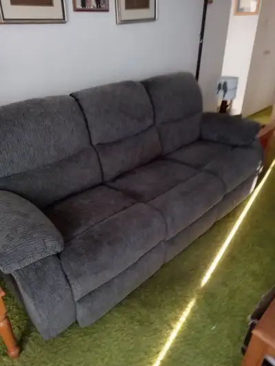 86" W x 40" D x 41" H Gray