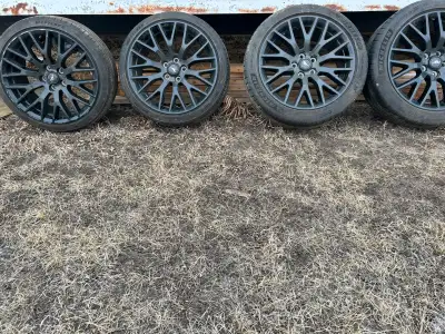 4 tires & rims off a newer ford mustang, 2 are Michelin Pilot Sport 4S 265/40 ZR19 and 2 are Westlak...