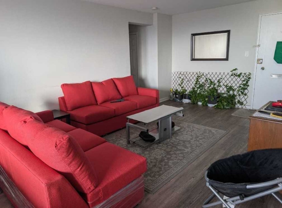 BEDROOM AVAILABLE IN SHARING 2