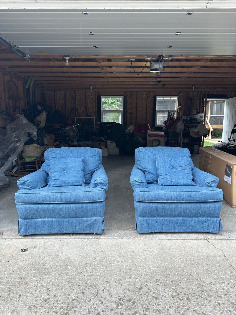 Blue Chairs Couch Loveseat Couches & Futons Winnipeg Kijiji