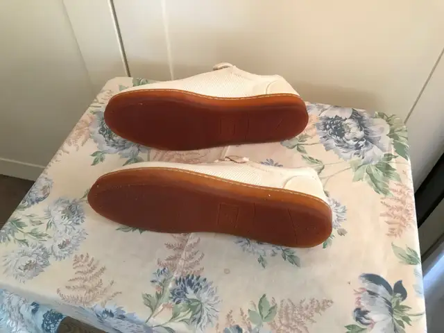 Women’s shoes (size 9) (New) in Women's - Shoes in Richmond - Image 3