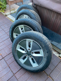 Four Kia Soul Black Aluminum Rims and Winter Tires